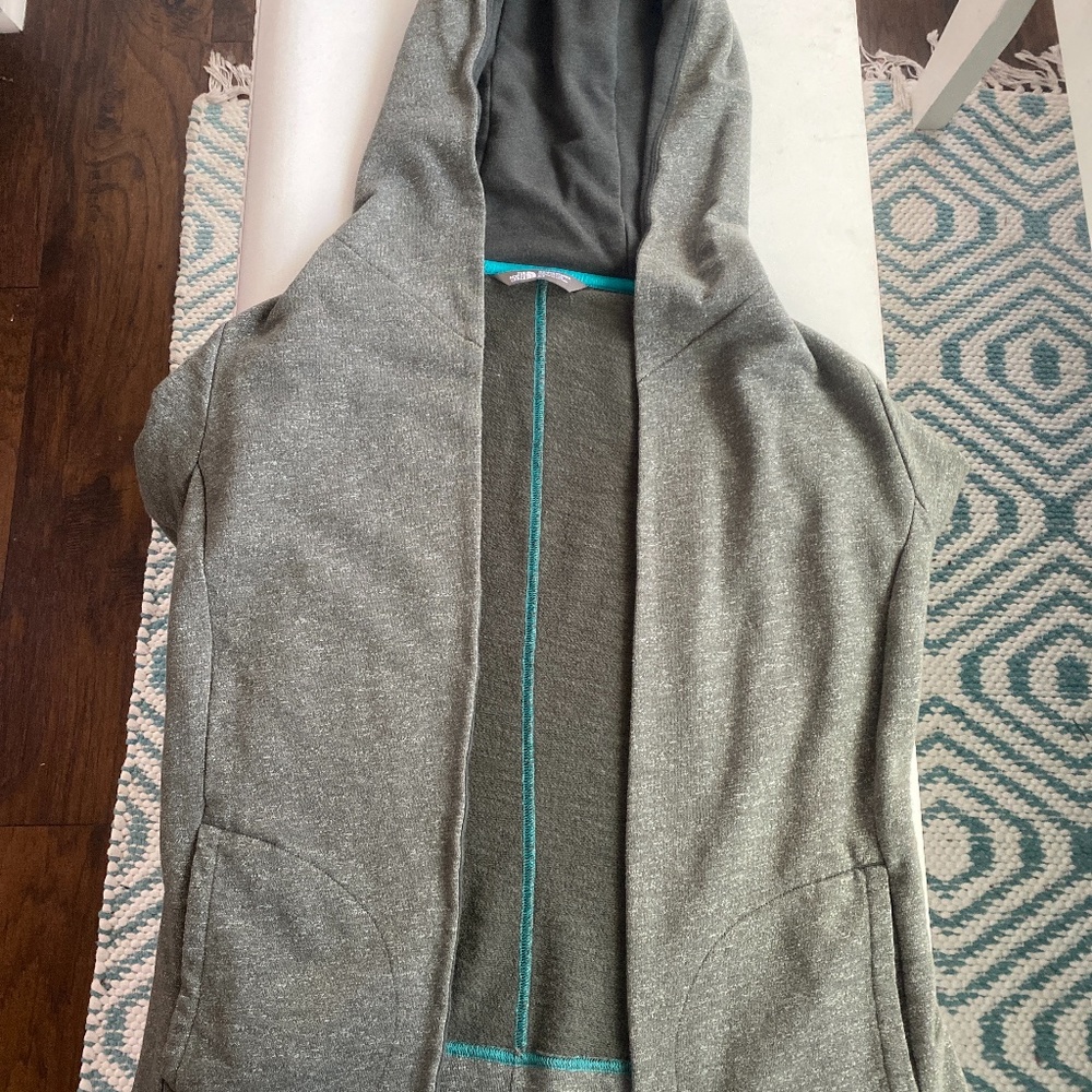 The North face open hoodie